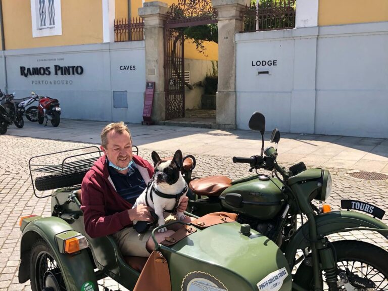 Morning Tour Porto - Sidecar Tour: Firstly, you will be picked up at your accommodations and we’ll explore the city until lunch time. The rhythm is slow-paced with a lot of conversation, historical facts and curiosities, lots of stops for photos and to enjoy the views.